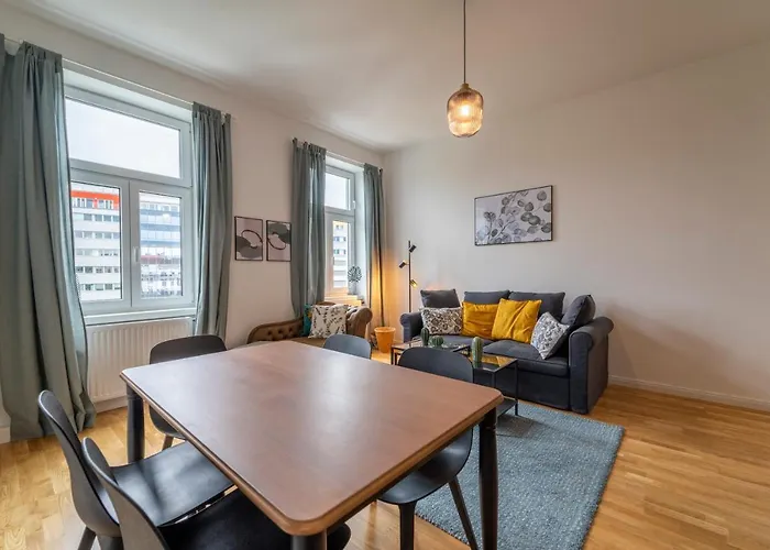Dietrich Apartment I Levestate